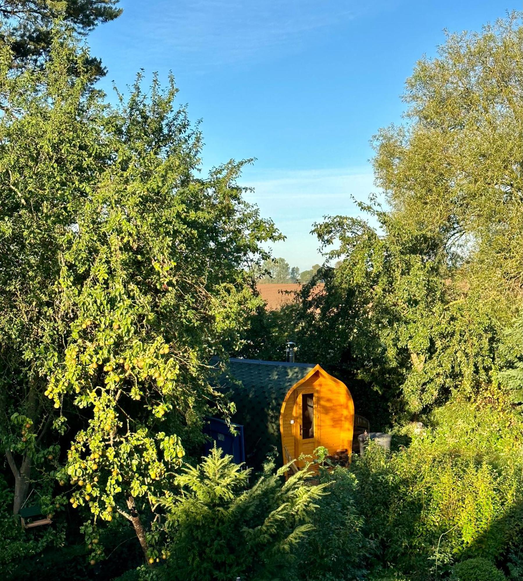 Apartment Mecklenbue Mit Teich, Kamin, Sauna Und Hotpott Dargun